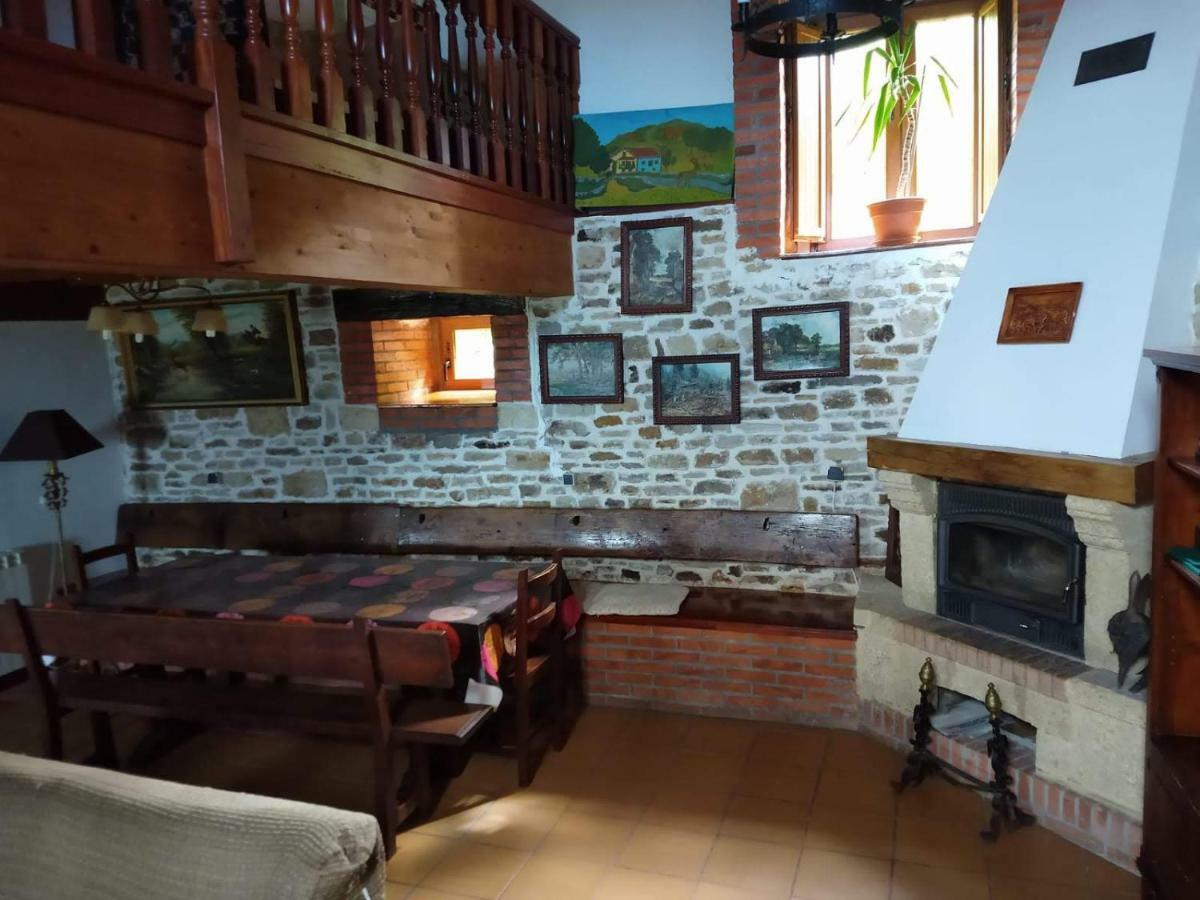 La Casa Del Acebal Guest House Solorzano Екстериор снимка